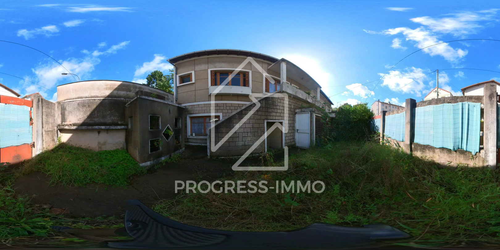 
                                                Vente
                                                 Maison à rénover avec fort potentiel – Champigny-sur-Marne