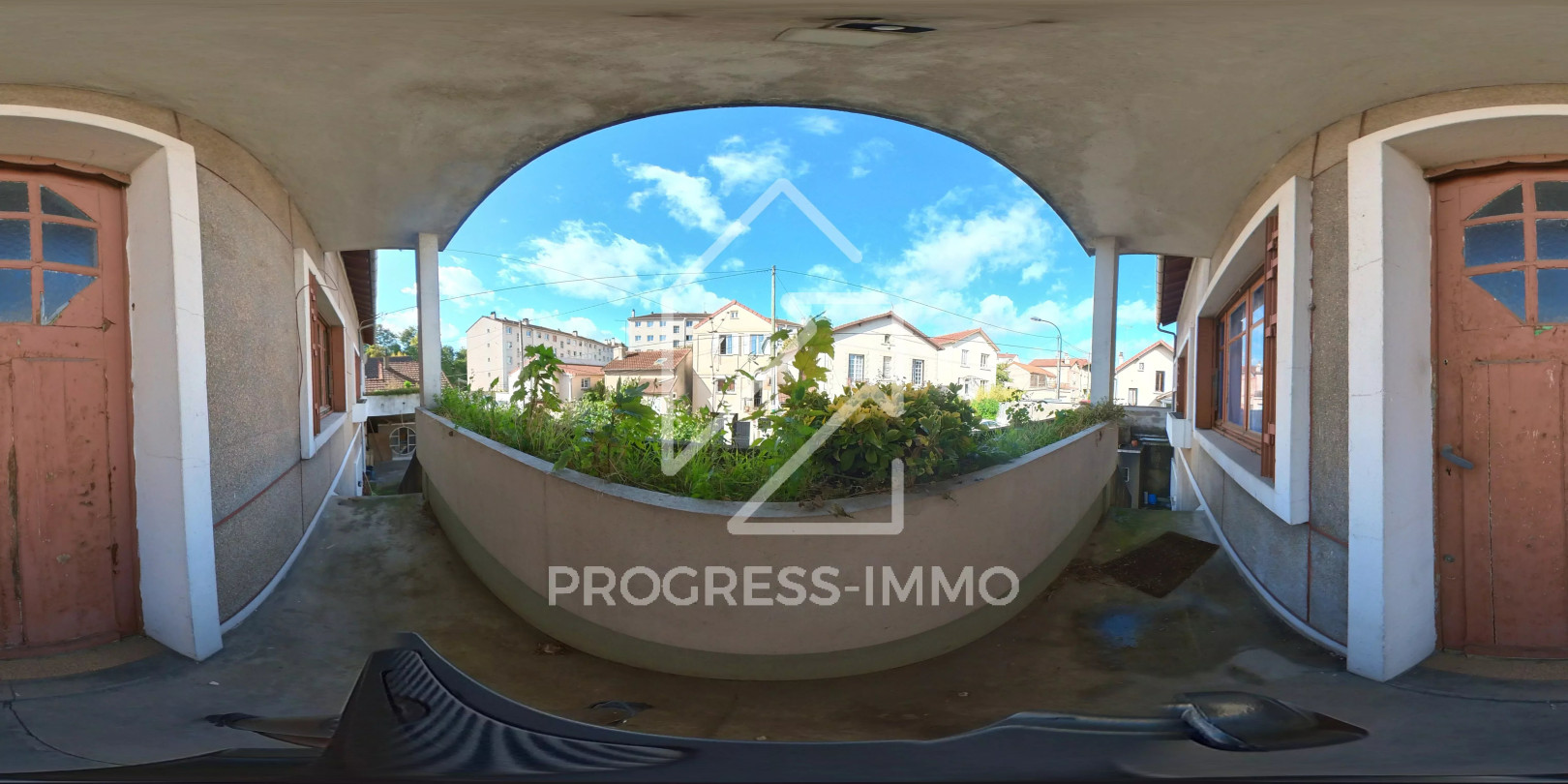
                                                Vente
                                                 Maison à rénover avec fort potentiel – Champigny-sur-Marne