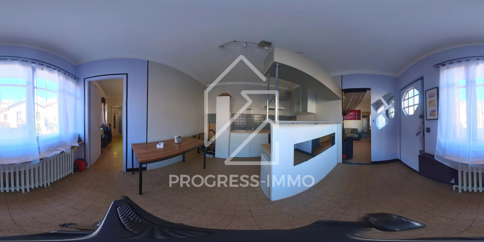 
                                                Vente
                                                 Maison à rénover avec fort potentiel – Champigny-sur-Marne