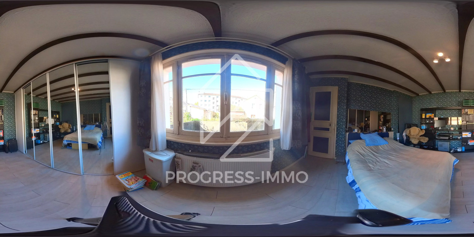 
                                                Vente
                                                 Maison à rénover avec fort potentiel – Champigny-sur-Marne