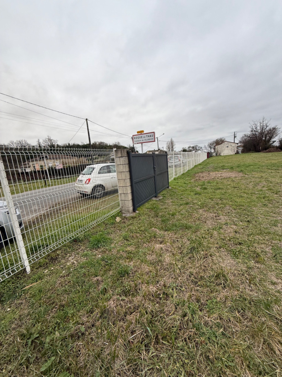 
                                                Vente
                                                 MAISON À RÉNOVER – FORT POTENTIEL