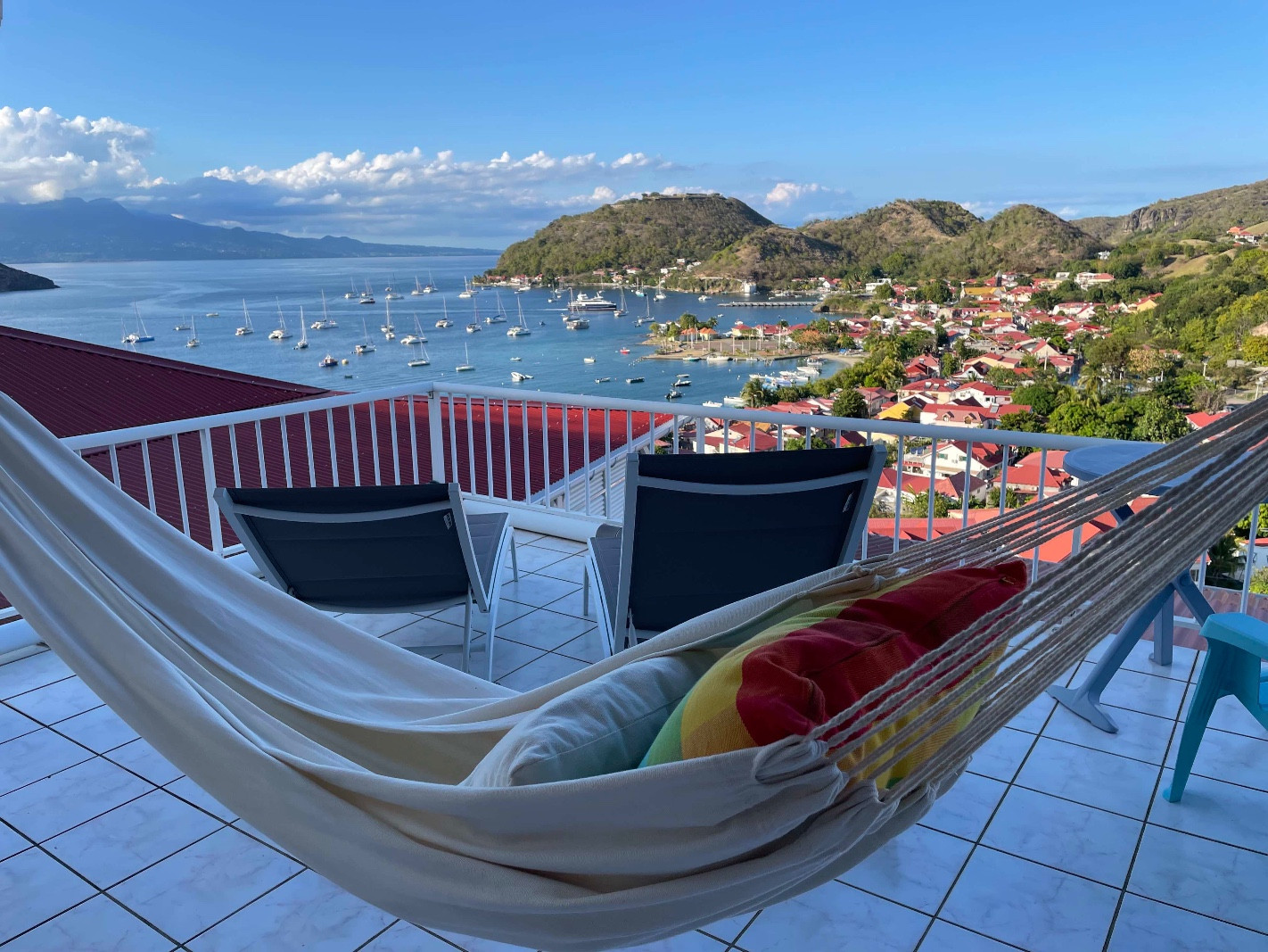 
                                                Vente
                                                 Maison à Terre de Haut avec vue sur la baie.