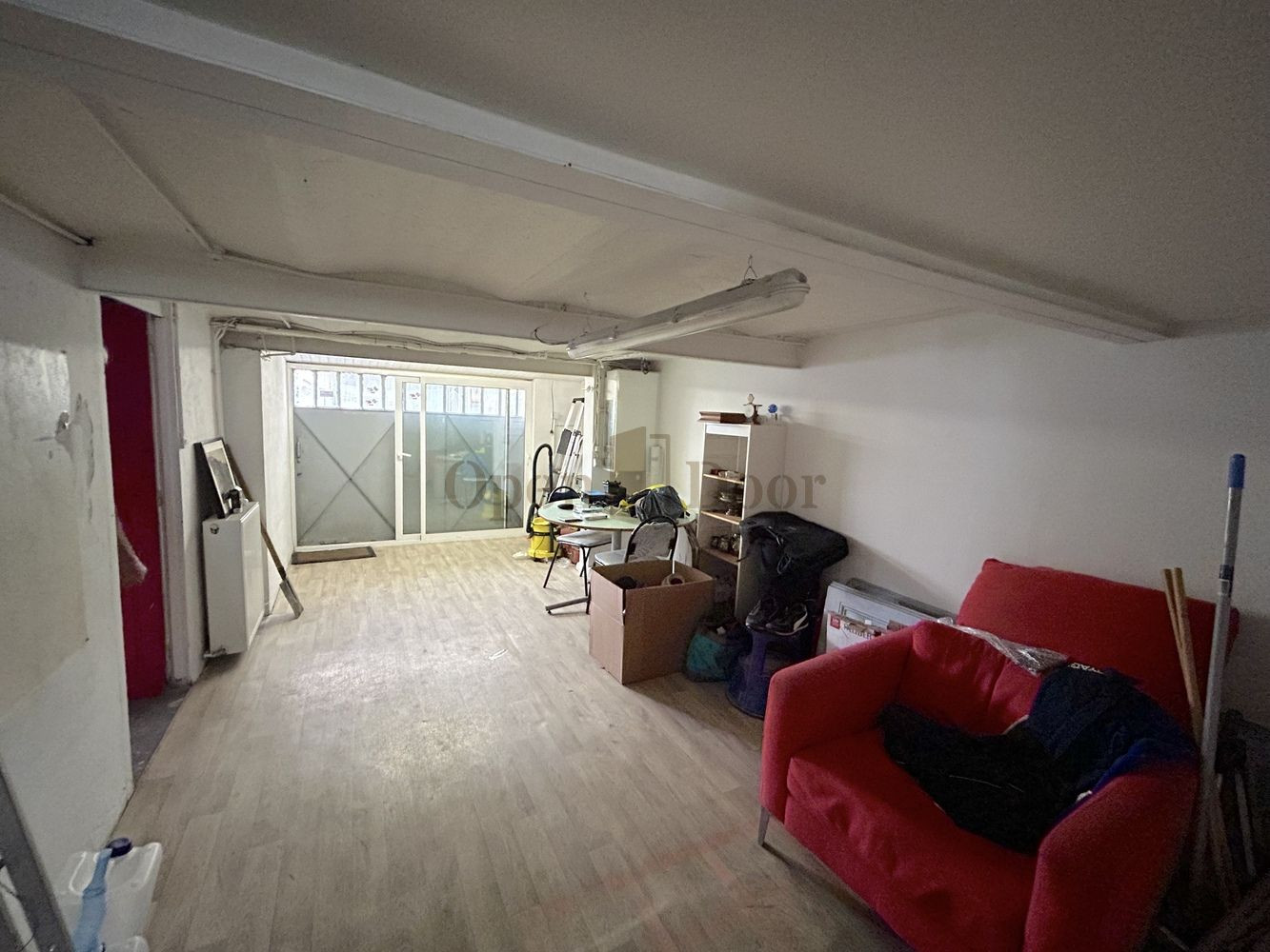 
                                                Location
                                                 Maison à usage commercial