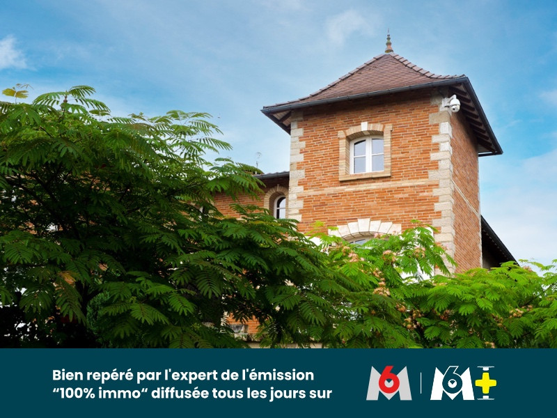 
                                                Vente
                                                 Maison à usage d'habitation et de bureau