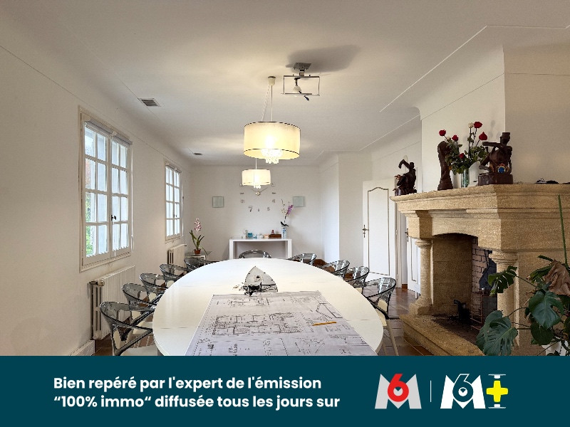 
                                                Vente
                                                 Maison à usage d'habitation et de bureau