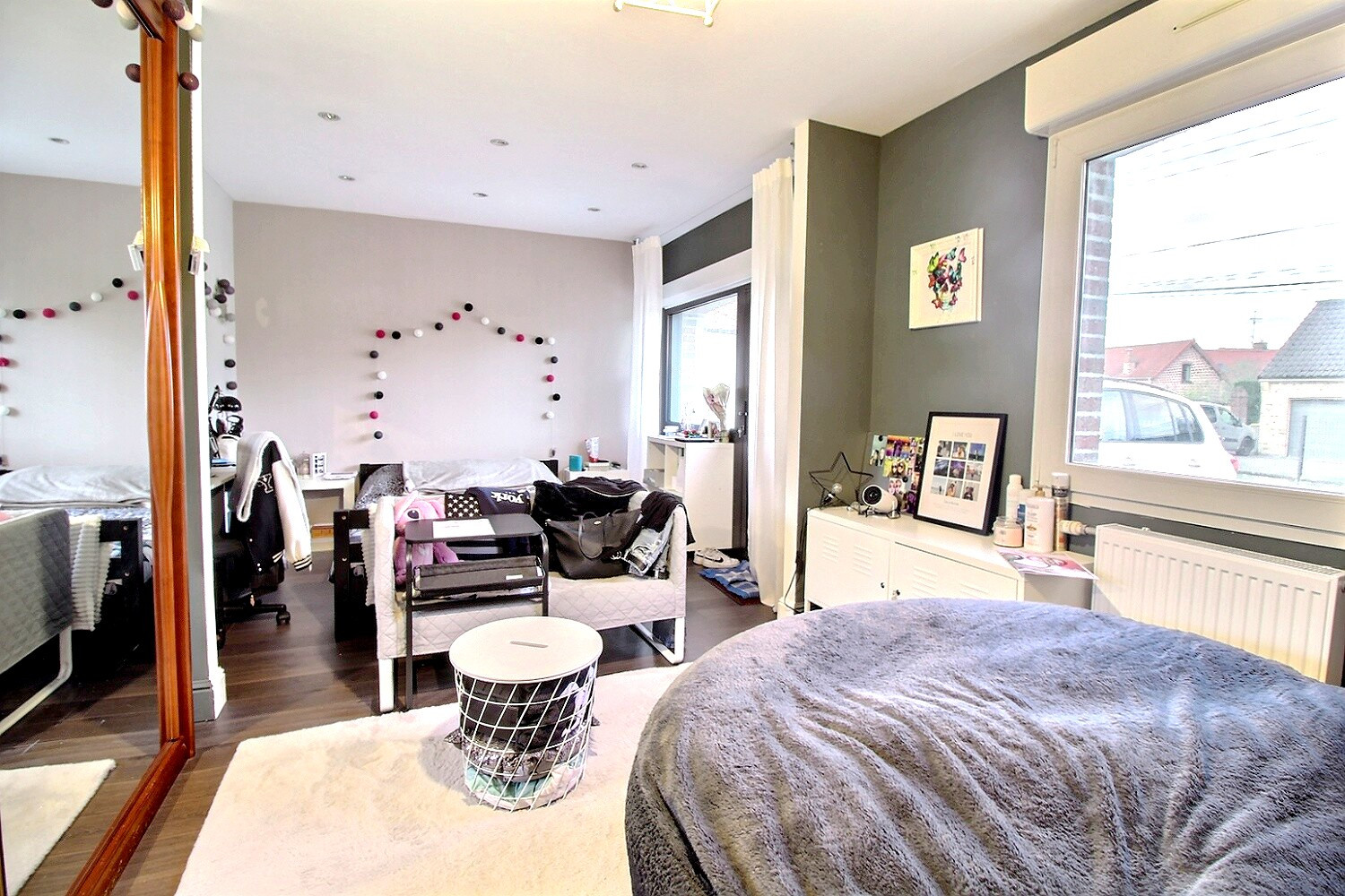 
                                                Location
                                                 Maison à Vendre 100m2