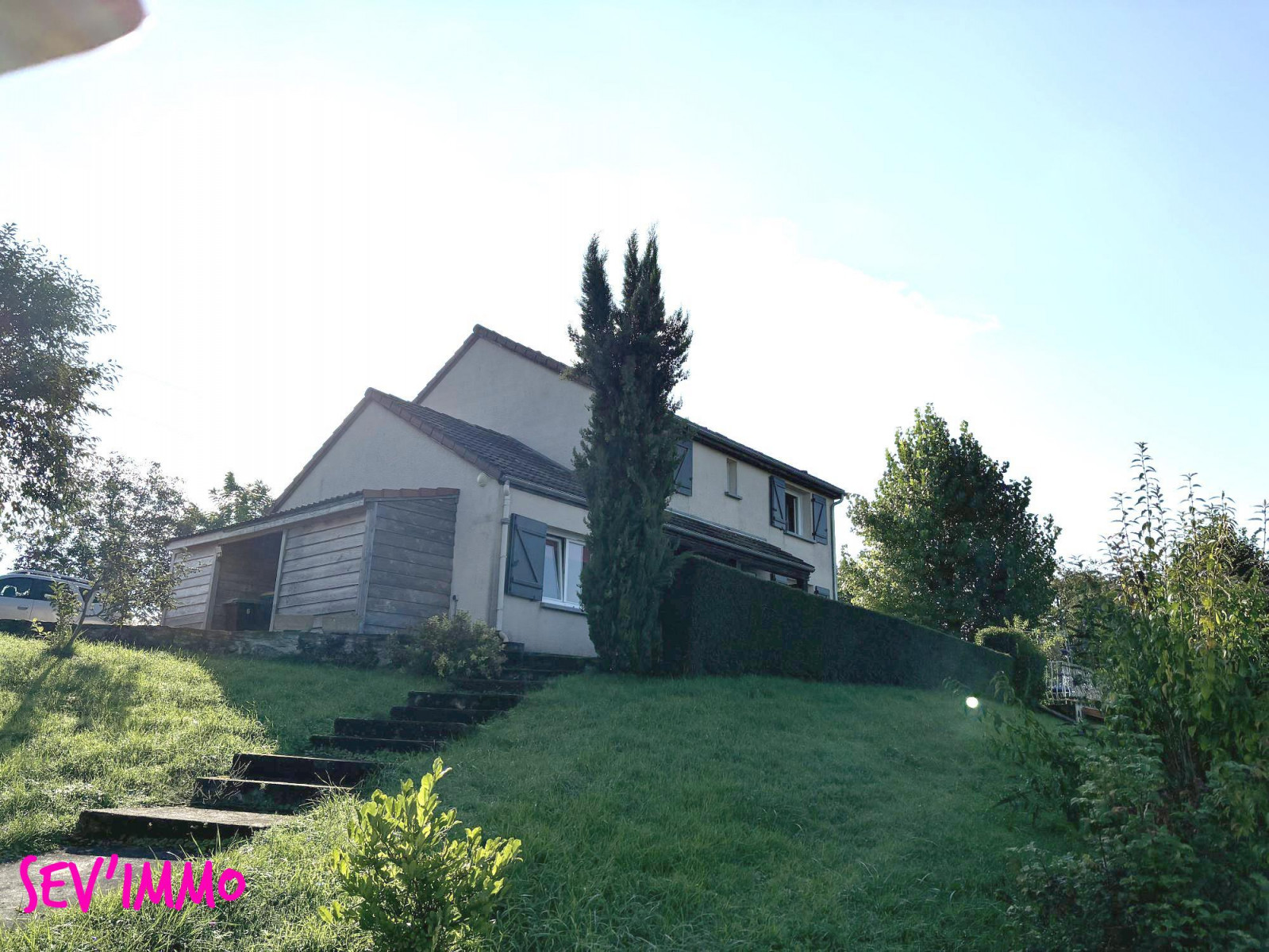 
                                                Vente
                                                 Maison à vendre Creuzier-le-Vieux