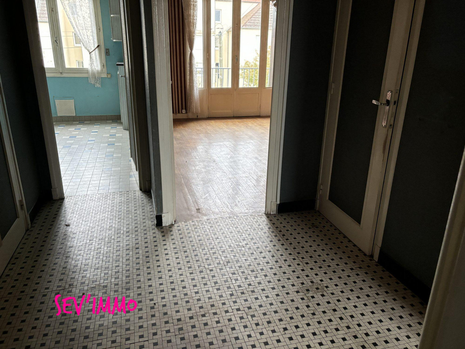
                                                Vente
                                                 Maison à vendre Cusset
