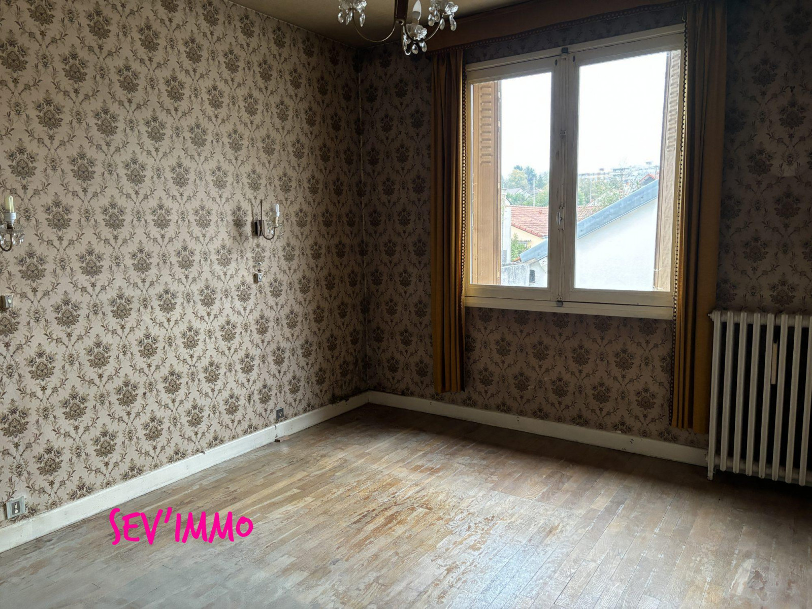 
                                                Vente
                                                 Maison à vendre Cusset