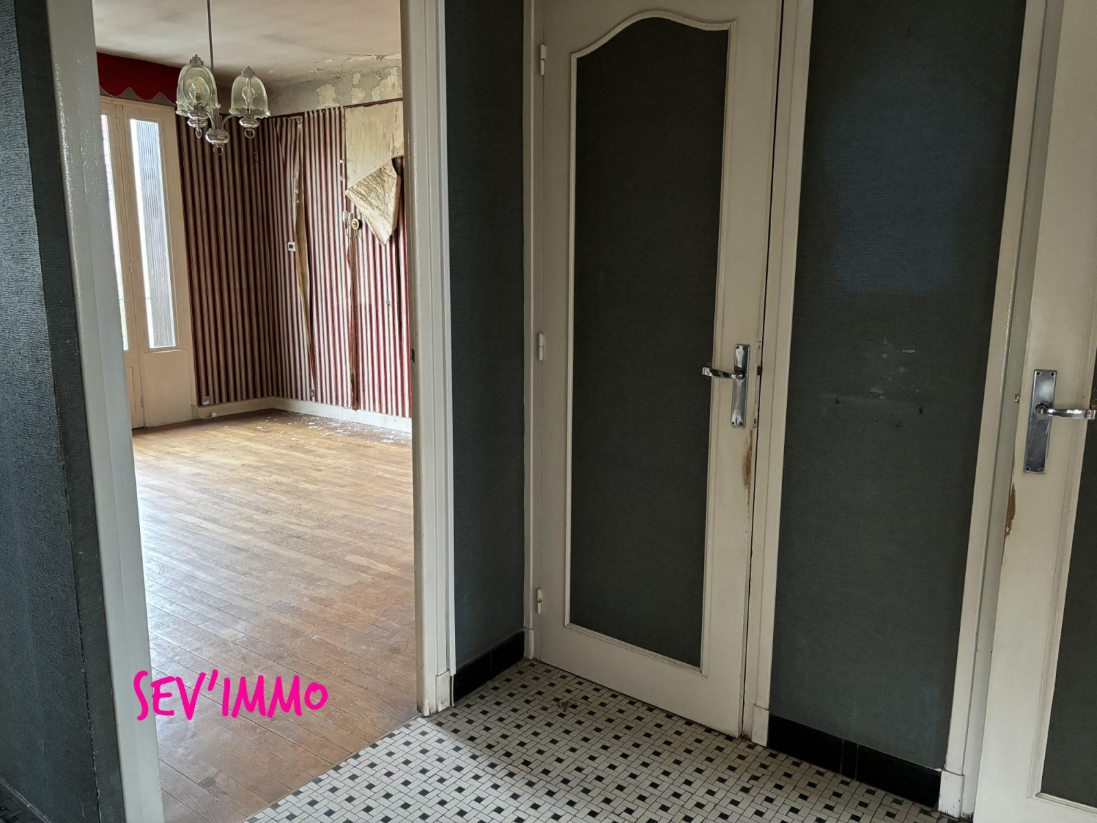 
                                                Vente
                                                 Maison à vendre Cusset
