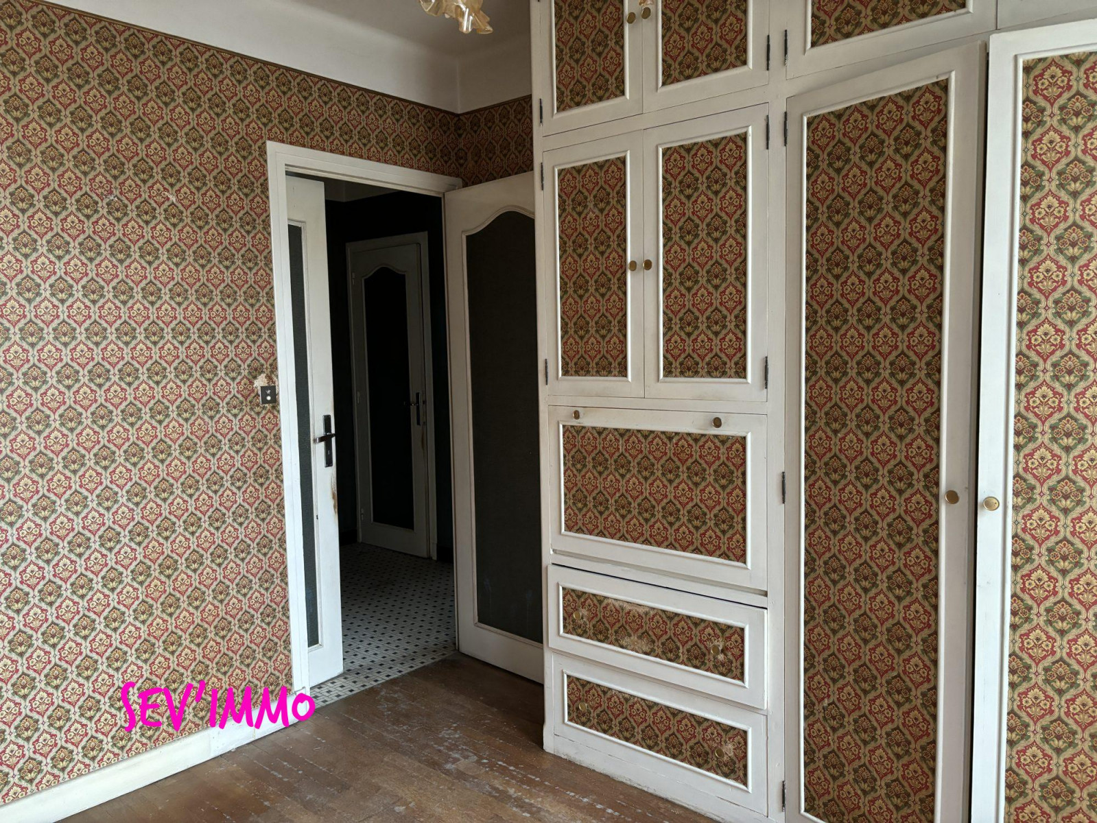 
                                                Vente
                                                 Maison à vendre Cusset