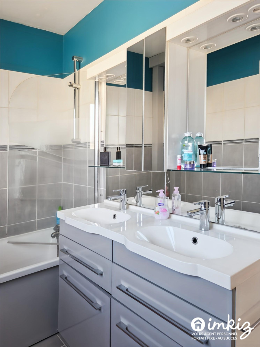 
                                                Vente
                                                 Maison à vendre Ennery