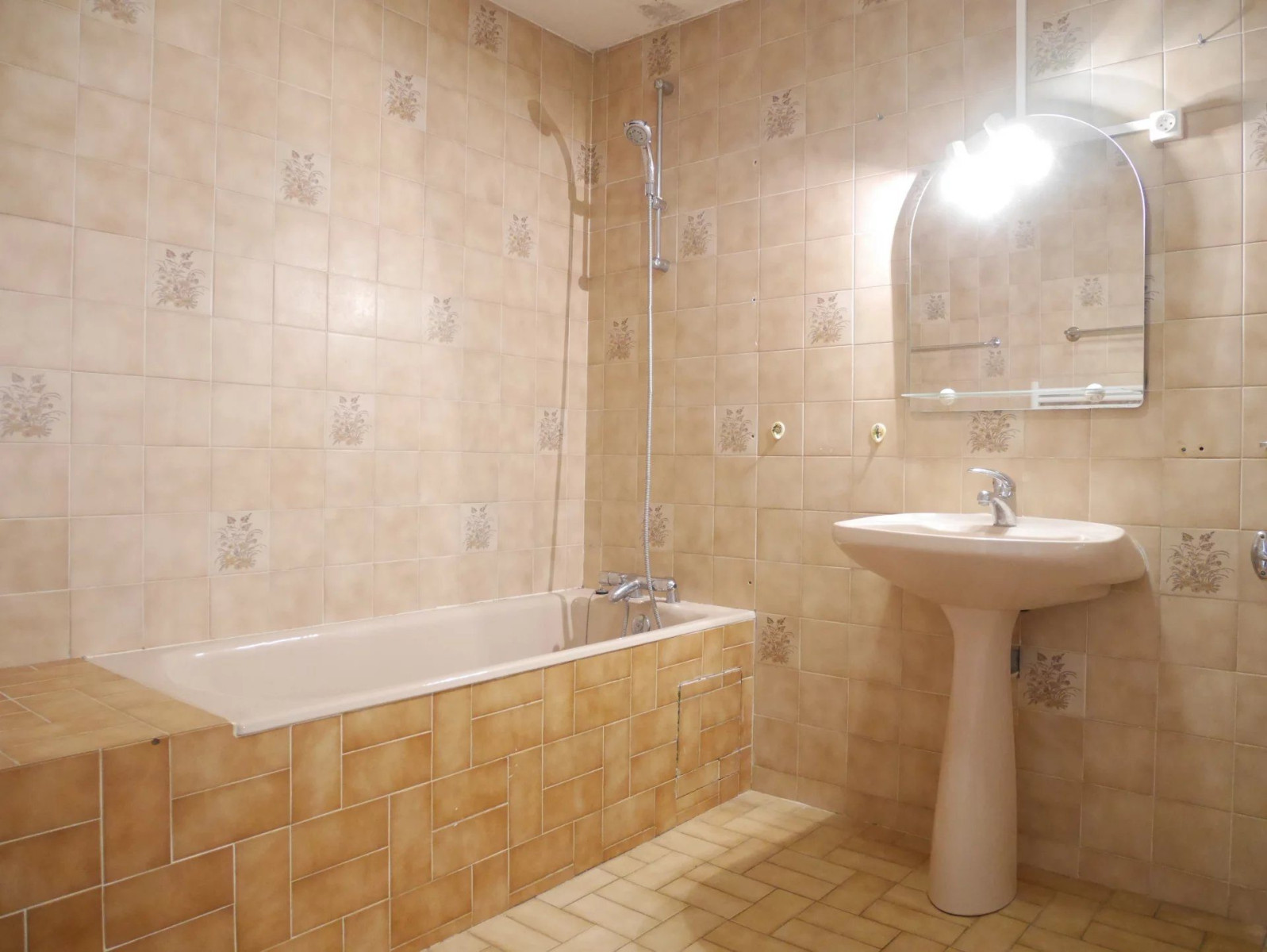 
                                                Vente
                                                 Maison à vendre | Manciet | Gers (32)