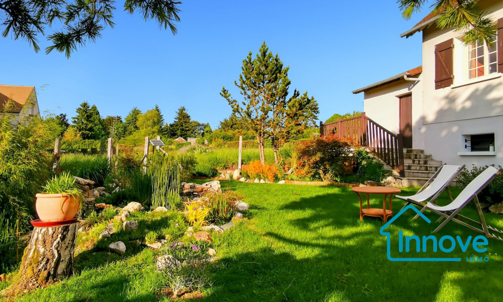 
                                                Vente
                                                 MAISON A VENDRE - ROUVRES - VIE DE PLAIN PIED ET SOUS SOL TOTAL