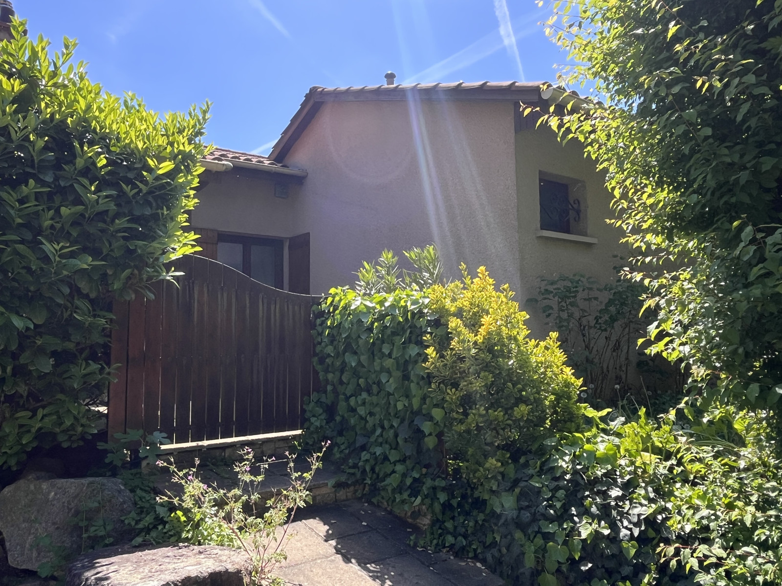 
                                                Vente
                                                 Maison à vendre sur Ecully