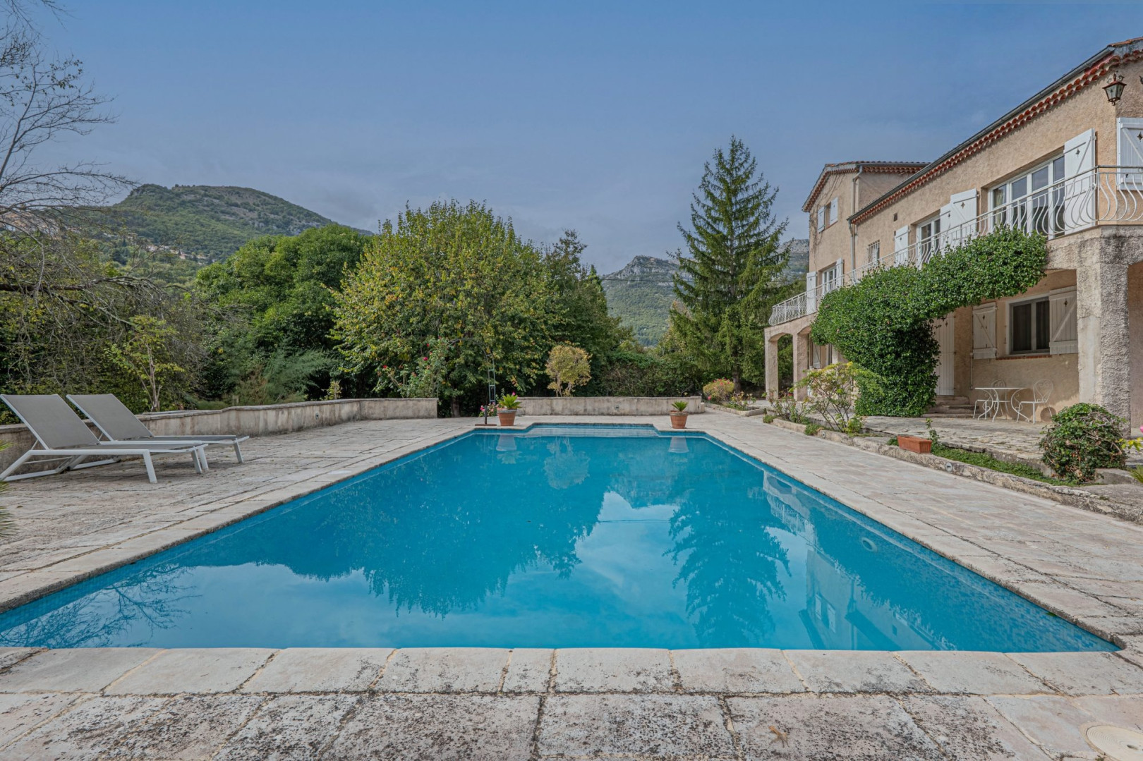 
                                                Vente
                                                 Maison à vendre Tourrettes-sur-Loup