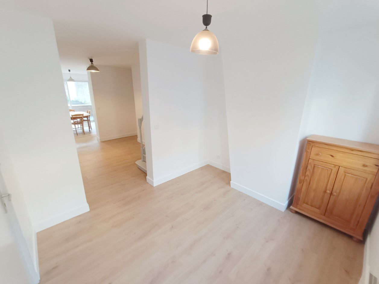
                                                Location
                                                 Maison Amiens 3 chambres et grande terrasse