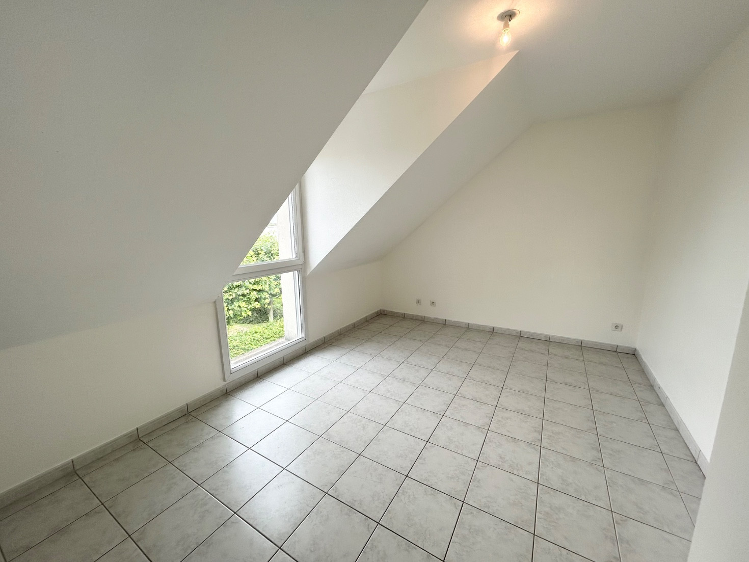 
                                                Location
                                                 Maison Amiens 3 chambres jardin