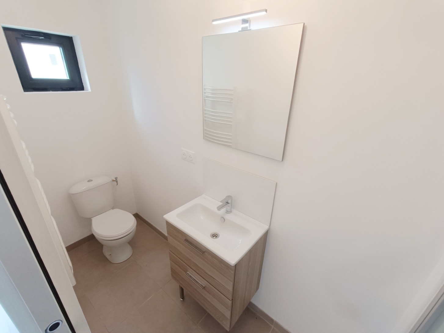 
                                                Location
                                                 Maison Amiens St P. 2 chambres avec cour