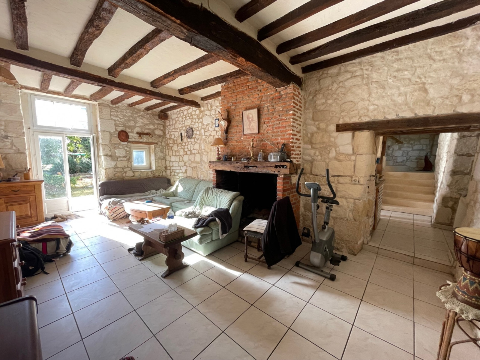 
                                                Vente
                                                 MAISON ANCIENNE 110M² + GRANGE 80M²