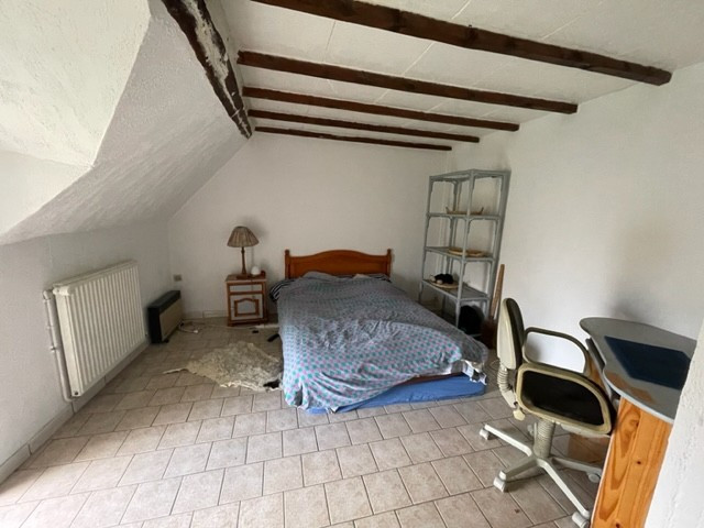 
                                                Vente
                                                 MAISON ANCIENNE 110M² + GRANGE 80M²