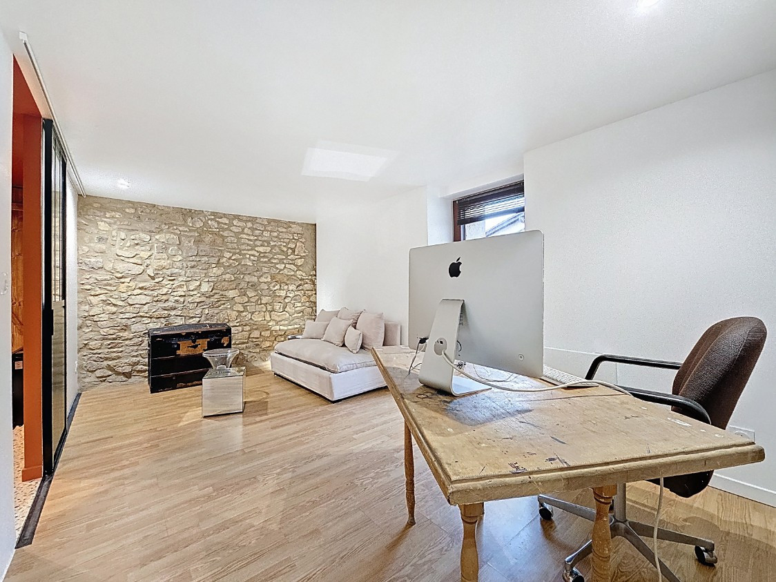 
                                                Vente
                                                 Maison ancienne à la rénovation Contemporaine