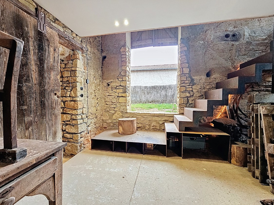 
                                                Vente
                                                 Maison ancienne à la rénovation Contemporaine