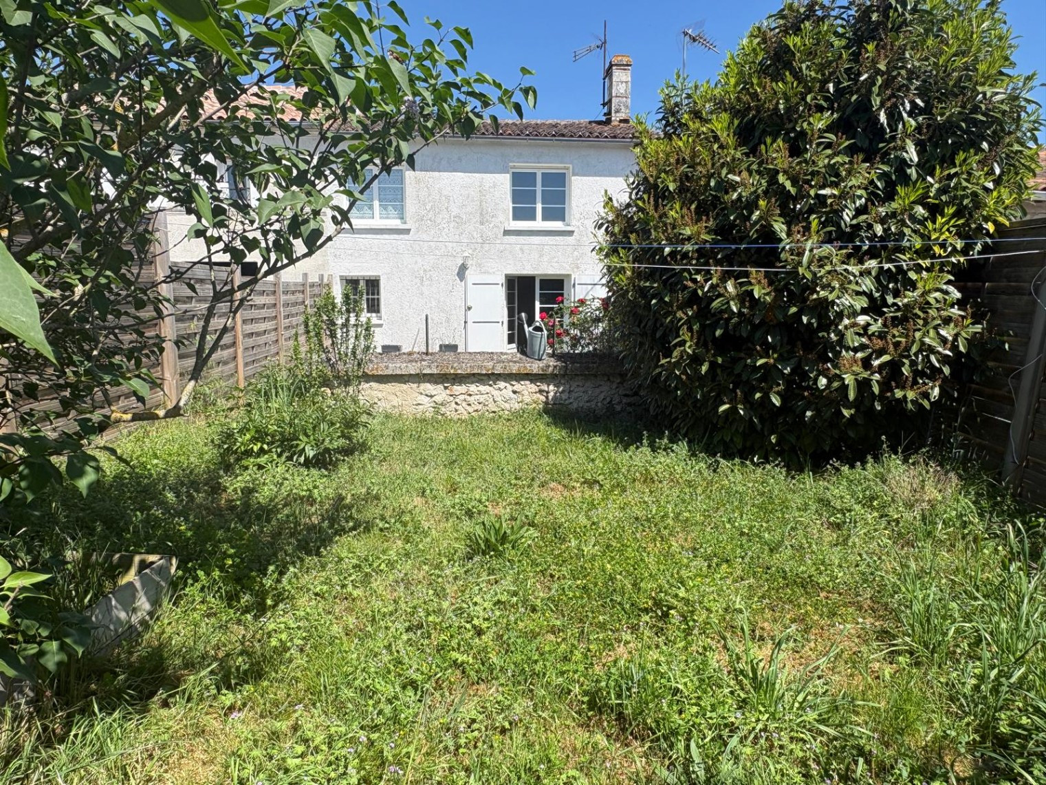 
                                                Vente
                                                 Maison ancienne, charme et potentiel