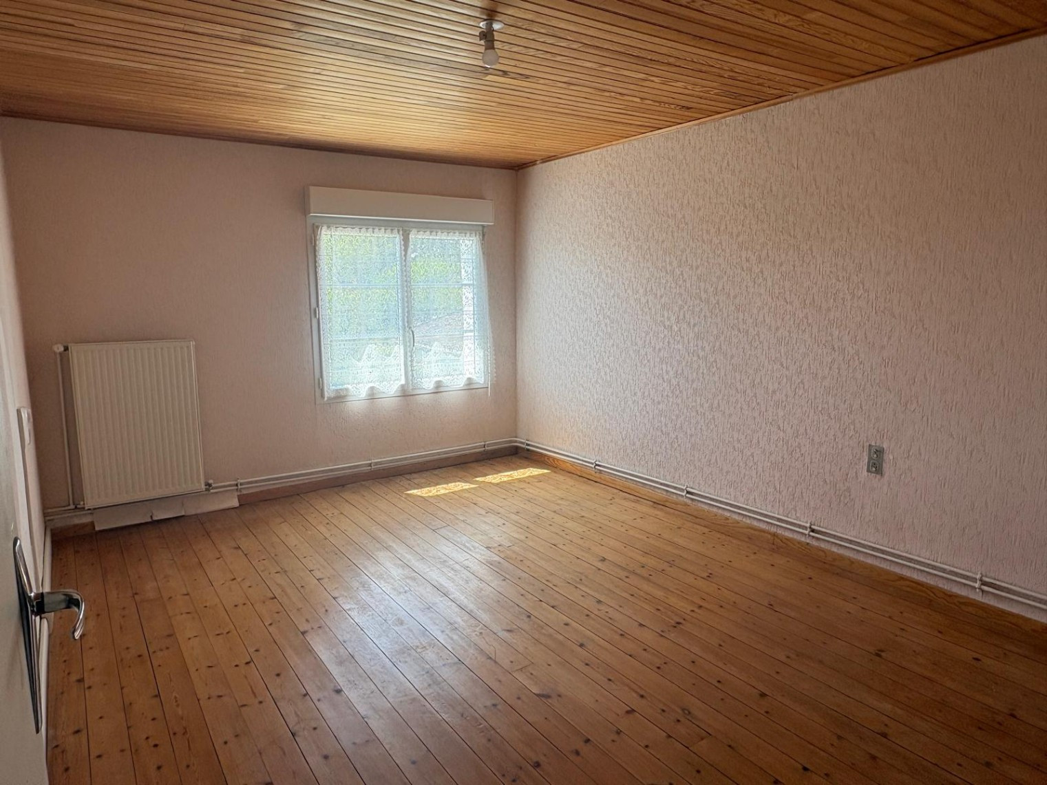 
                                                Vente
                                                 Maison ancienne, charme et potentiel