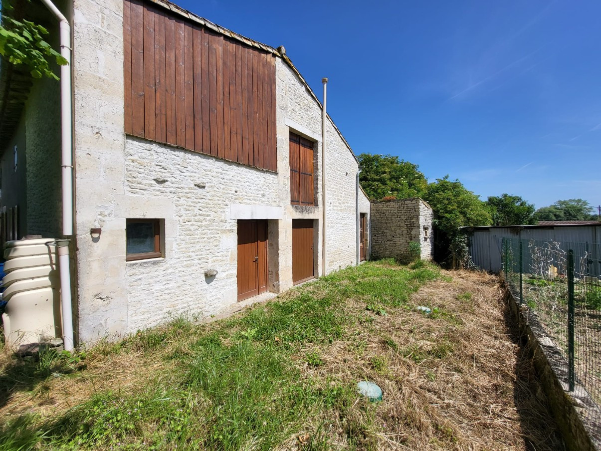 
                                                Vente
                                                 Maison ancien corps de ferme