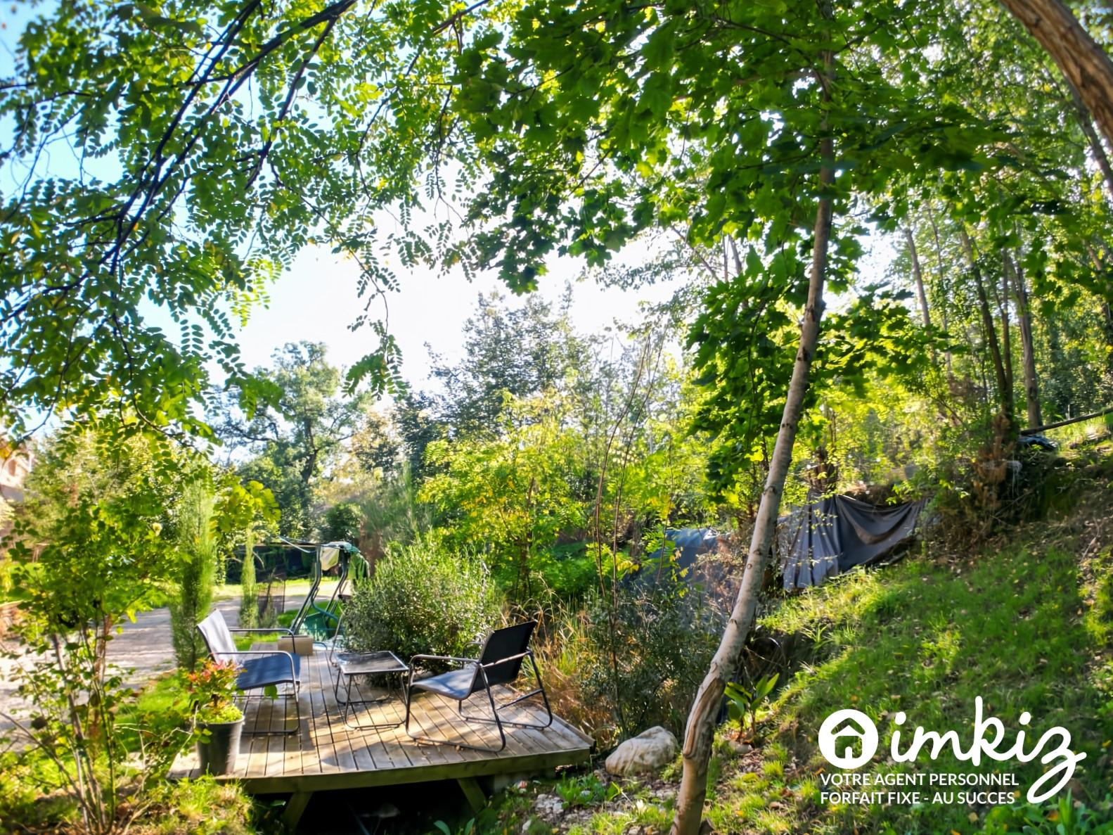 
                                                Vente
                                                 Maison ancienne eénovée 7 pièces au calme