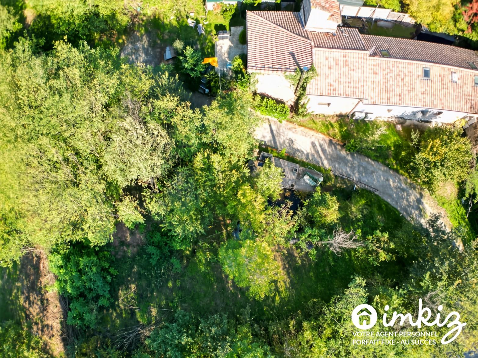 
                                                Vente
                                                 Maison ancienne eénovée 7 pièces au calme