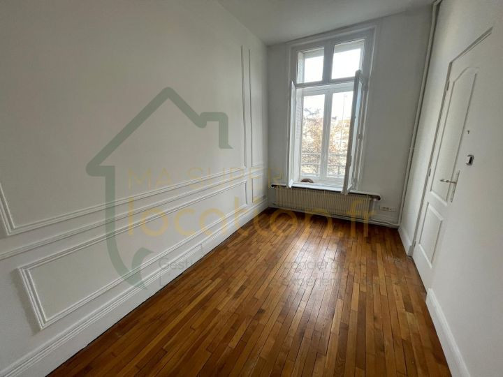 
                                                Location
                                                 Maison/Appartement F4 dans le centre-ville de Saint-Quentin