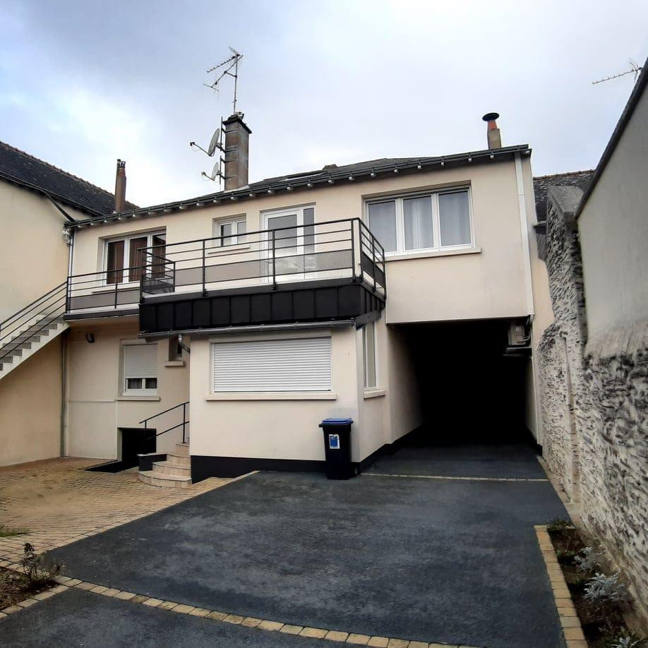 
                                                Location
                                                 Maison appartement refait à neuf