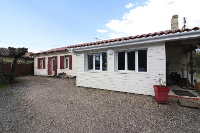 
                                                Vente
                                                 Maison atypique 130 m2 Léognan