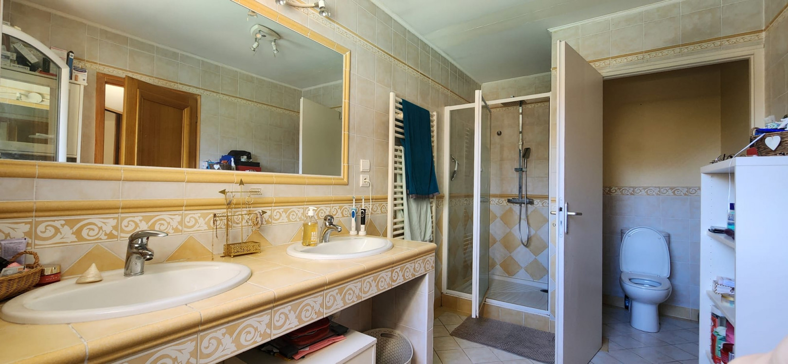 
                                                Vente
                                                 Maison au calme 4 chambres piscine garage