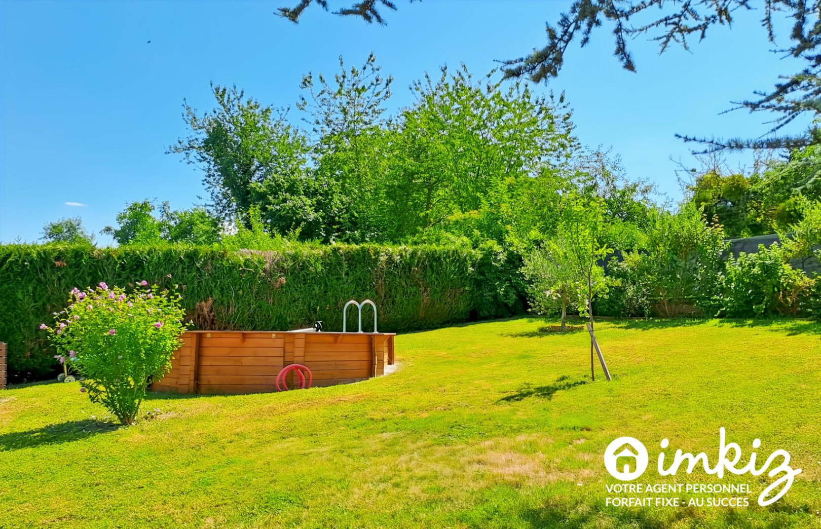 
                                                Vente
                                                 Maison au calme  proche commodités 4 pièces