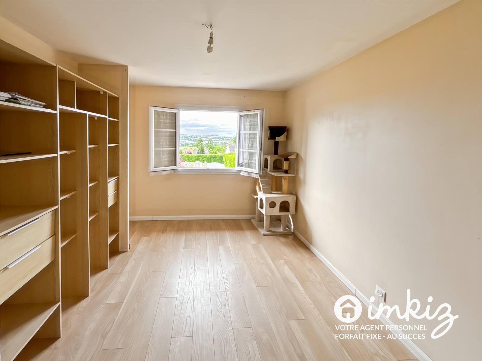 
                                                Vente
                                                 Maison au calme  proche commodités 4 pièces