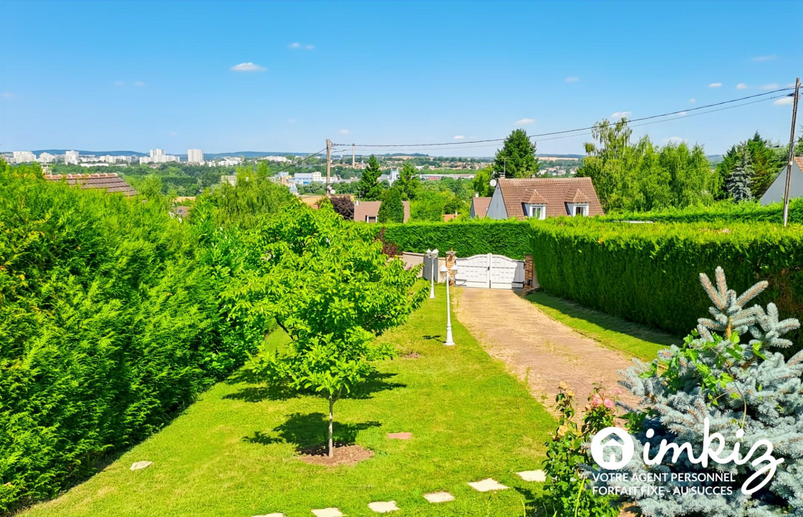 
                                                Vente
                                                 Maison au calme  proche commodités 4 pièces