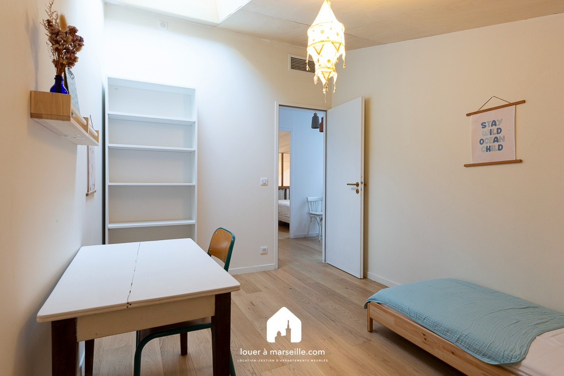 
                                                Location
                                                 MAISON AUREA