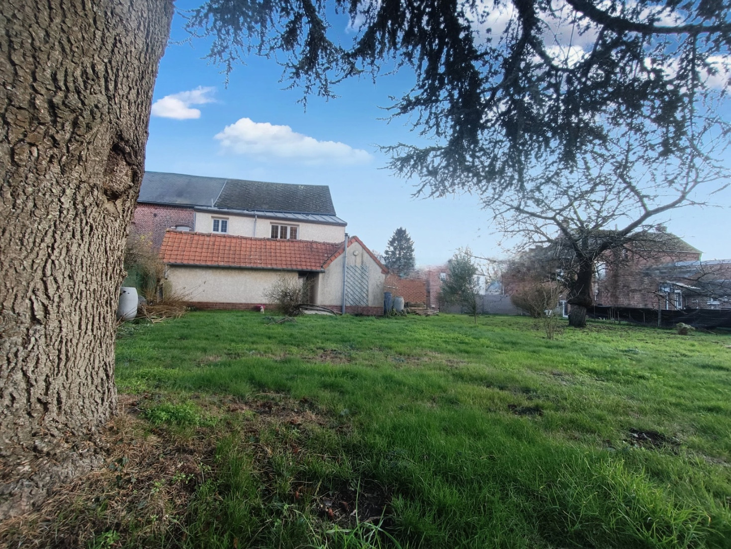 
                                                Vente
                                                 Maison avec 4 chambres, jardin et garage