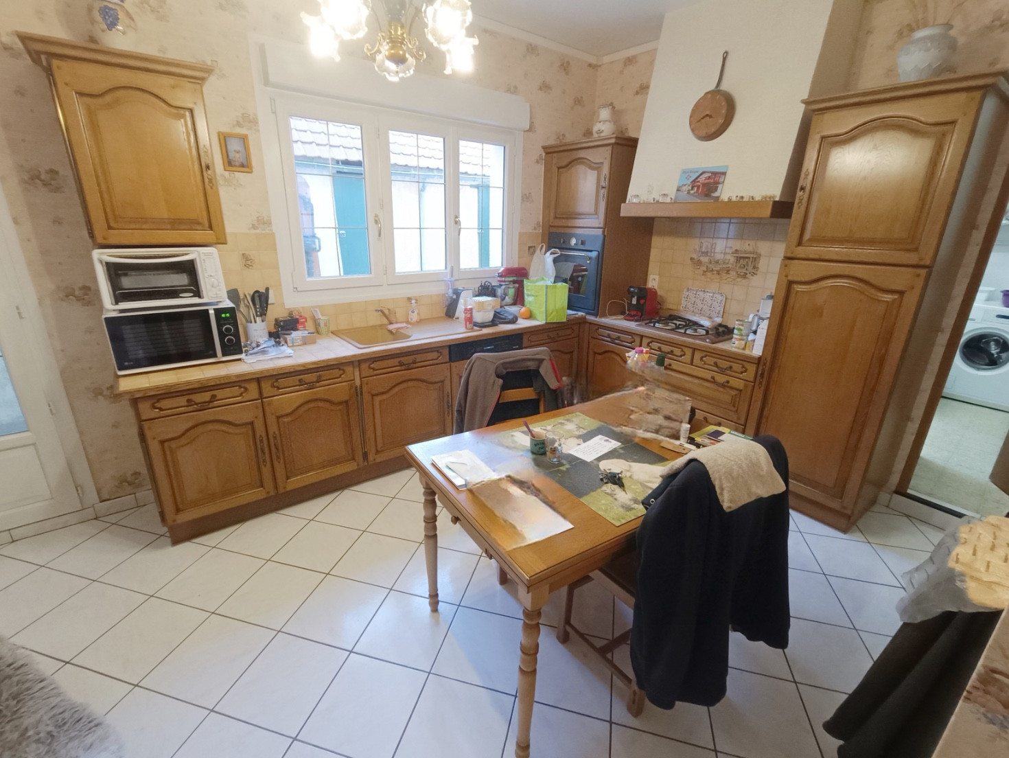 
                                                Vente
                                                 Maison avec 4 chambres, jardin et garage