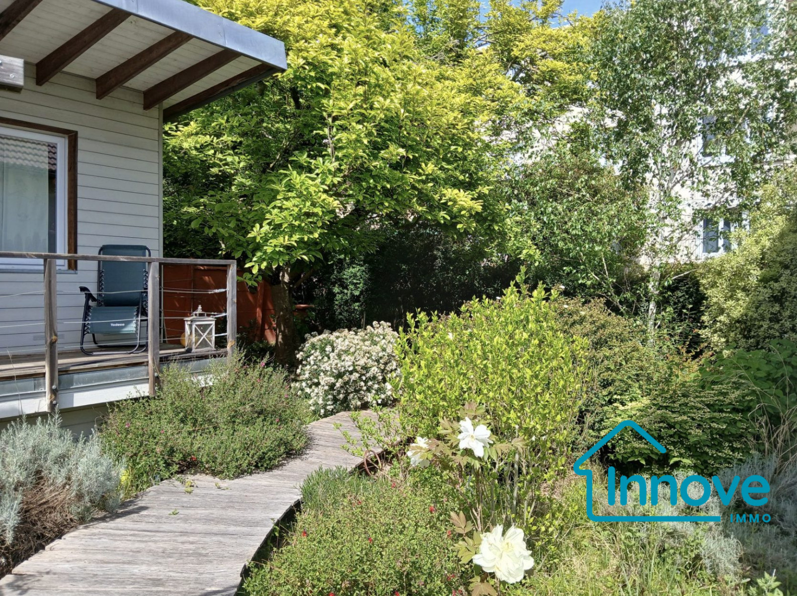 
                                                Vente
                                                 Maison avec dépendance aménagée