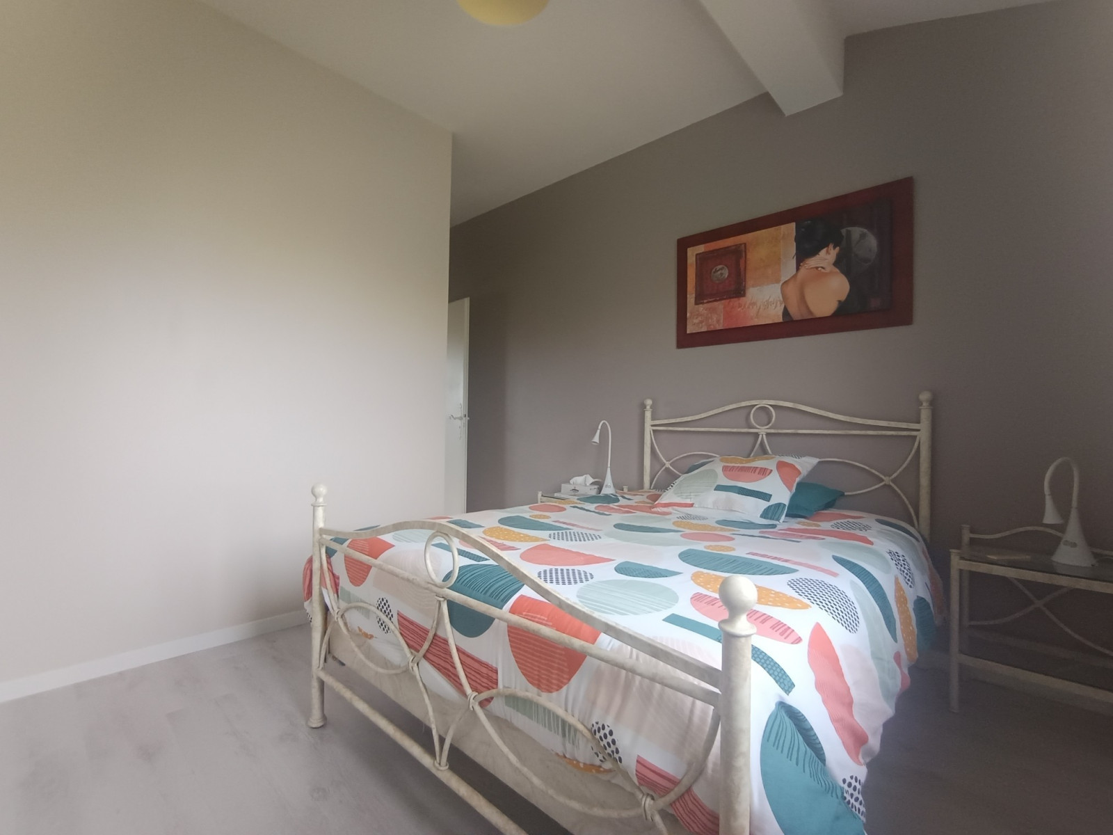 
                                                Vente
                                                 Maison avec grand terrain et dépendances
