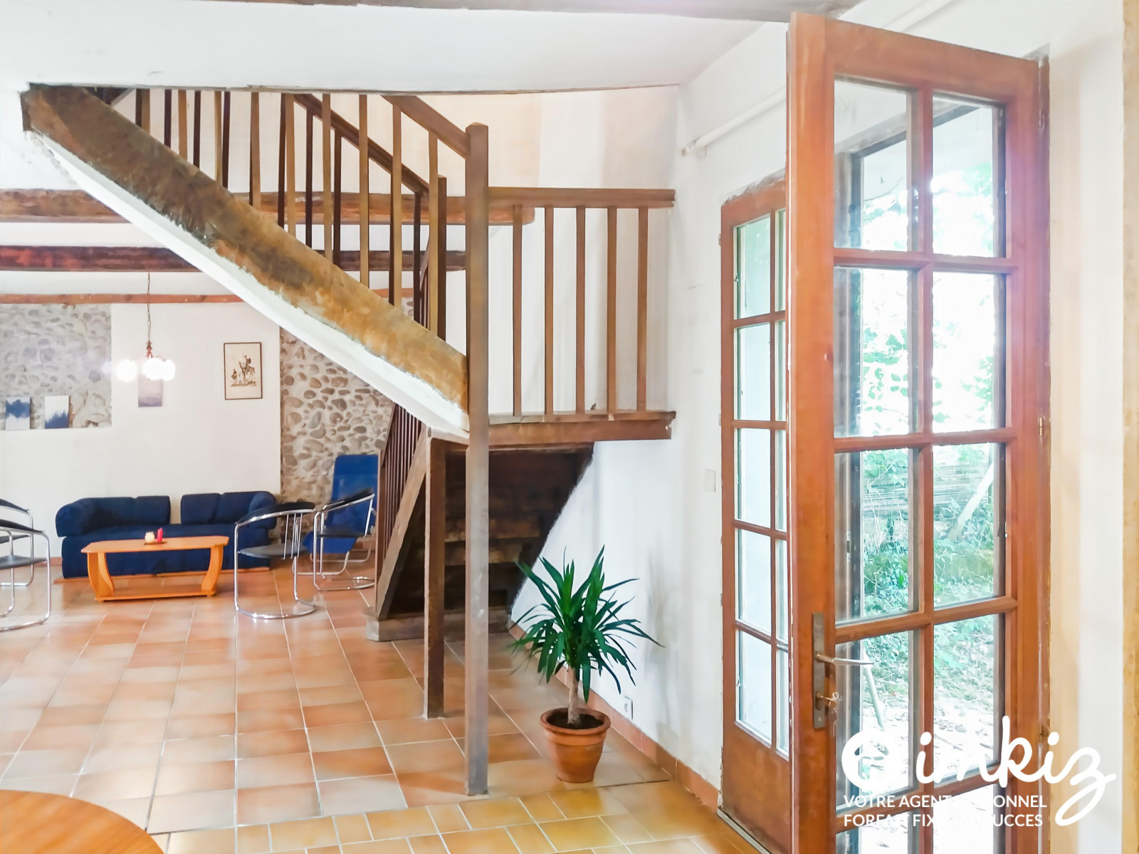 
                                                Vente
                                                 Maison avec jardins et dépendance