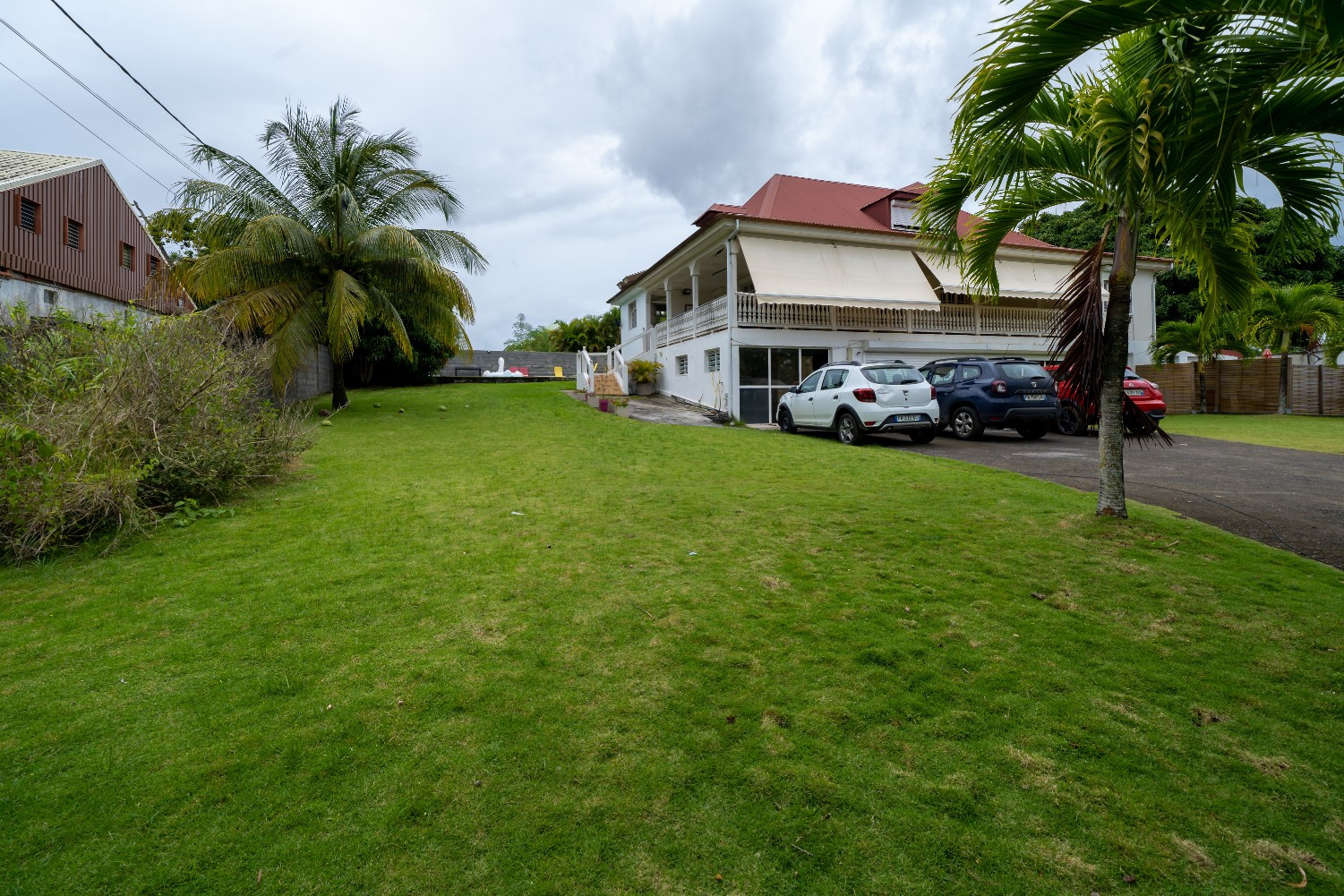 
                                                Vente
                                                 Maison avec piscine - 182 m² - Lamentin Guadeloupe