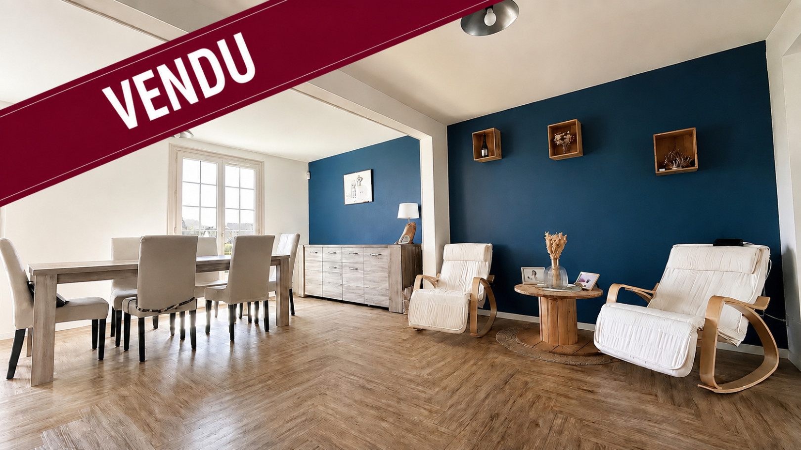 
                                                Vente
                                                 Maison avec sous-sol total 6 pièces 143m²