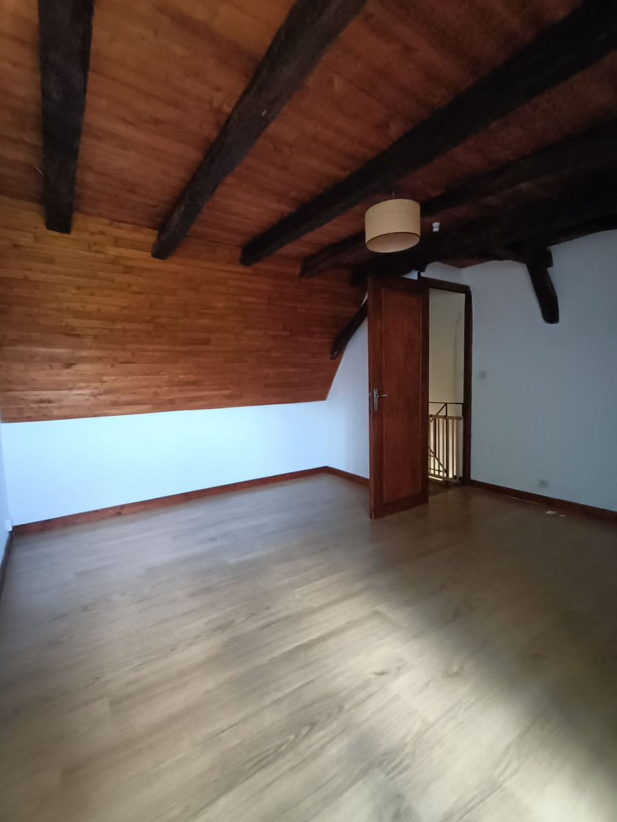 
                                                Location
                                                 Maison avec terrasse 5 Km des Eyzies