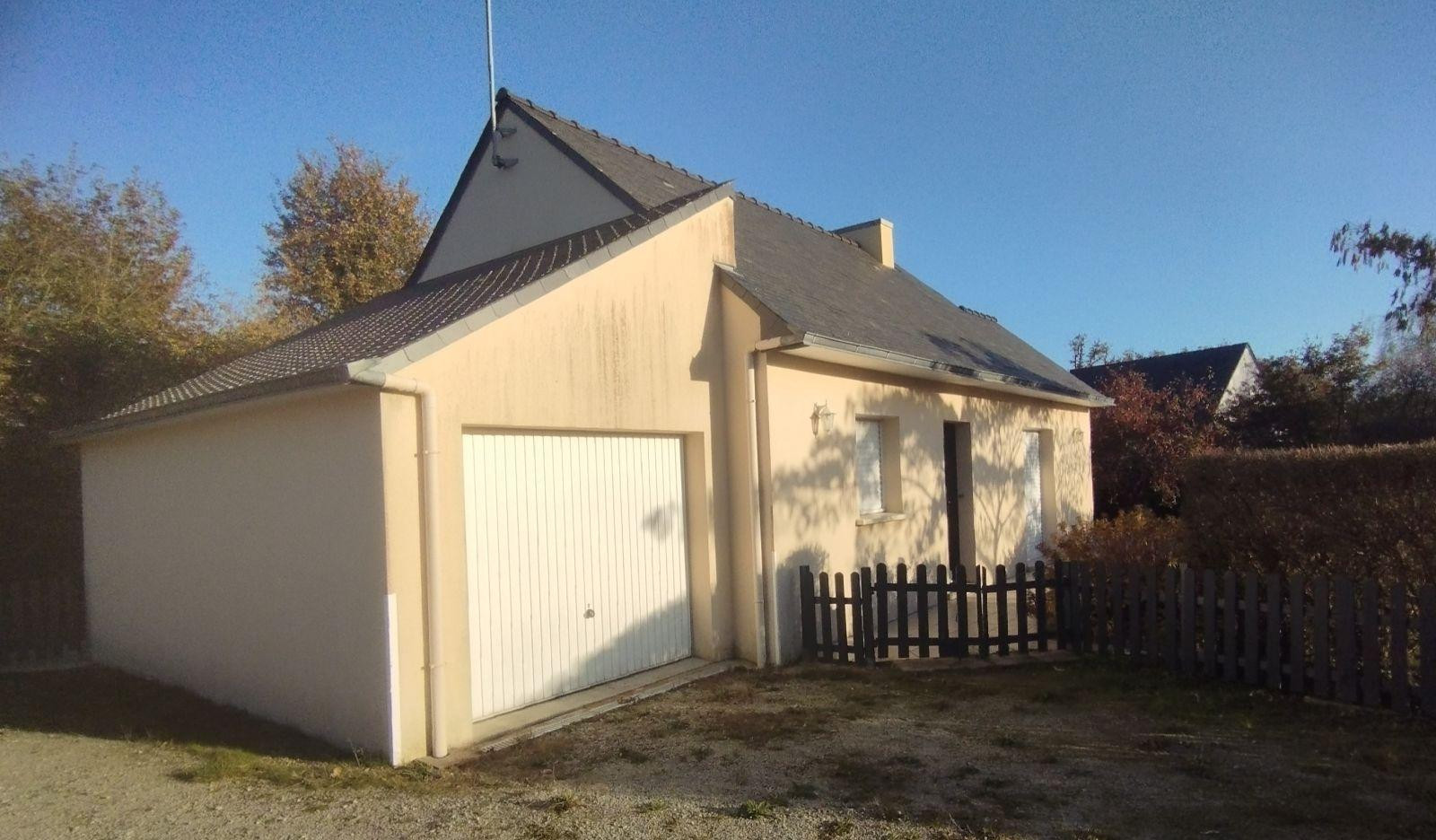 
                                                Location
                                                 Maison avec terrasse et jardin