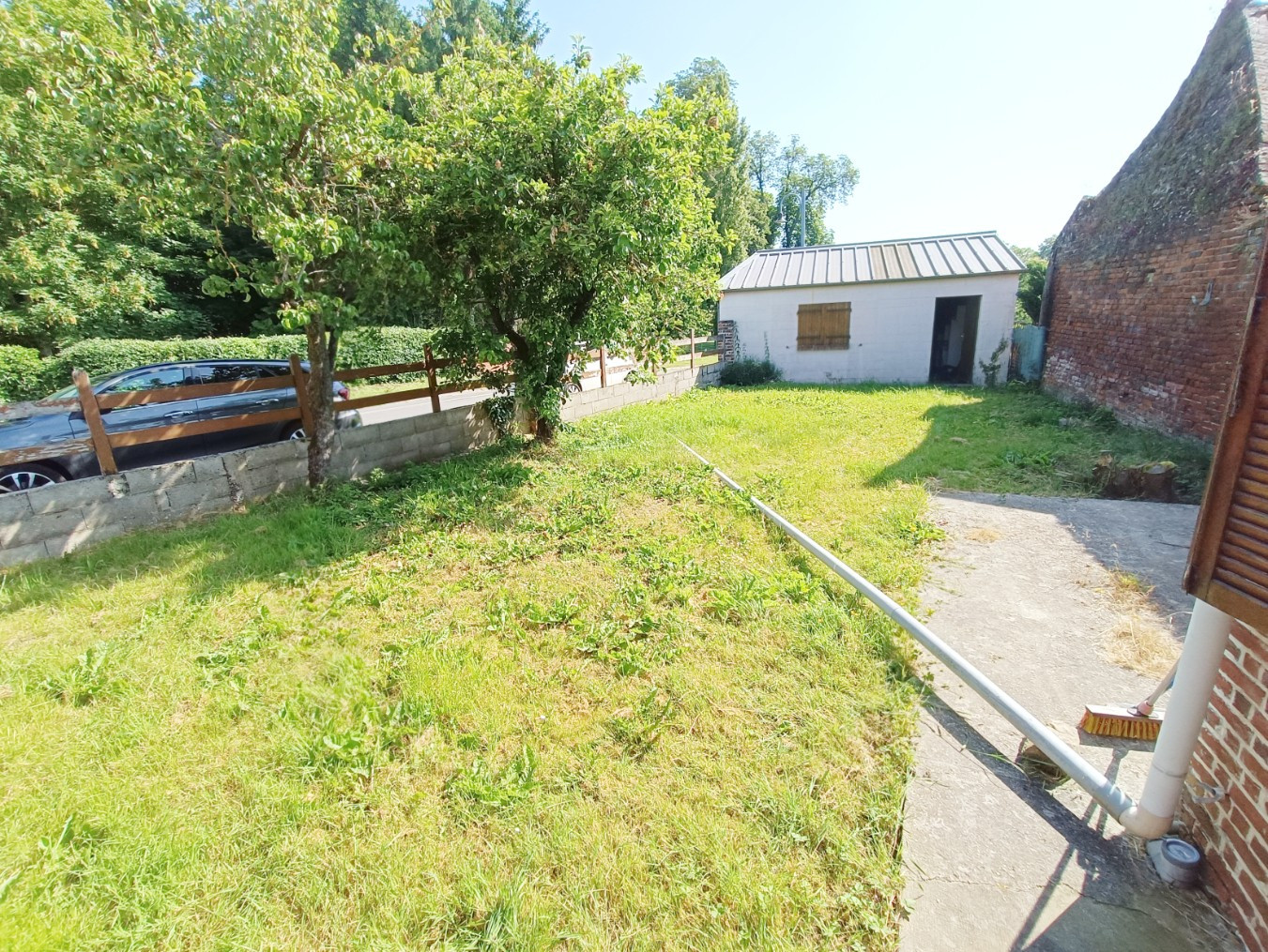 
                                                Vente
                                                 maison avec travaux Querrieu, 3 chambres et jardin